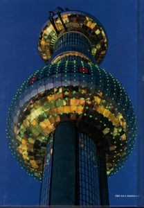 HUNDERTWASSER - Bunte Häuserwelten