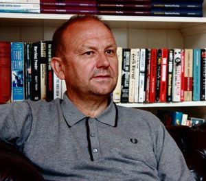 Martin Knight