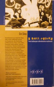 8 Ball Chicks (Vuosi Tyttöjengien Väkivaltaisessa Maailmassa)