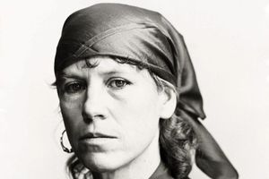 Nell Dunn