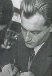 Евгений Петрович Петров
