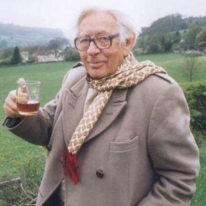 Laurie Lee