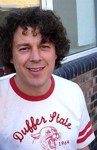 Alan Davies (2)