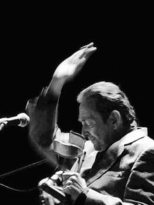 Eduardo Darnauchans