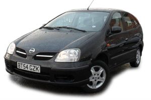 Nissan Almera Tino