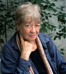 Emma Tennant