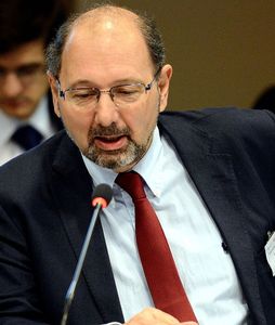 Richard Sakwa