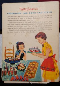Betty Crockers Cookbook For Boys and Girls