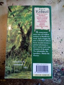 Mossflower: A Tale of Redwall