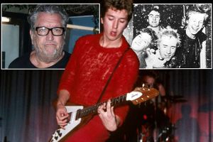 Steve Jones (4)