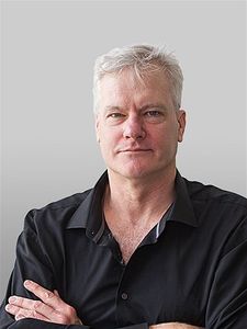 William McInnes