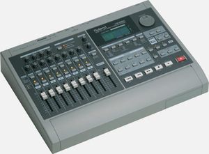 Roland VS-880