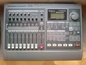 Roland VS-880EX