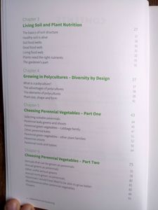Edible Perennial Gardening: Growing Successful Polycultures in Small Spaces