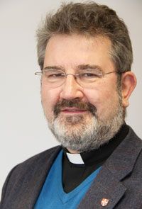Robin Gibbons