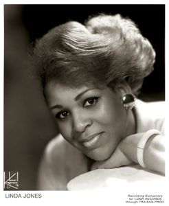Linda Jones (2)
