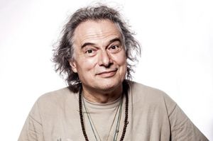 Laár András