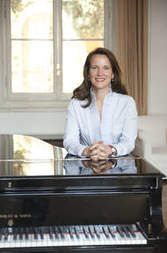 Anna Harwell Celenza