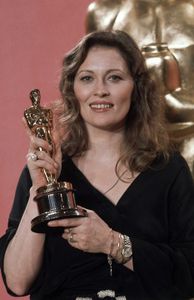 Faye Dunaway