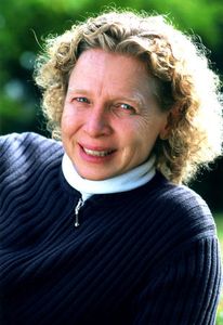 Anne Laurel Carter