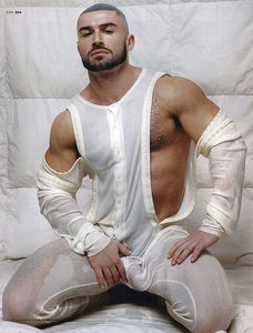 Zero #116 (François Sagat, 2009)