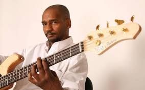 Victor Bailey