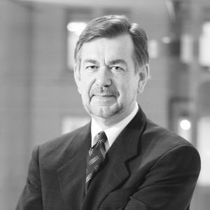 Douglas E. Winter