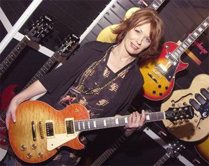 Nancy Wilson (2)