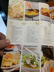 Il Meglio Di Sale & Pepe. Magie Con Le Uova. Frittate E Omelettes Millegusti, Fragranti Sfogliate, Crêpes Da Invito, Ricche Insalate E Stuzzicanti Tegamini