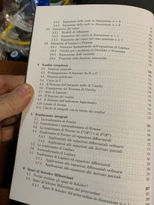 Elementi Di Analisi Superiore Per La Fisica E L'Ingegneria