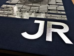 JR - Momentum - Signed