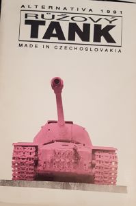 Růžový Tank - Made in Czechoslovakia