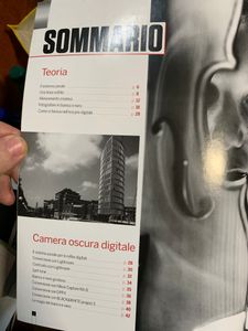 Il Fotografo, Per Scattare Come Un Vero Professionista. Bianco E Nero