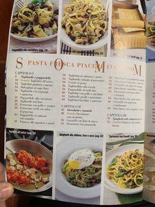 Il meglio di Sale & Pepe. Pasta fresca piacere italiano. Tagliatelle, orecchiette, garganelli e molte altre specialità regionali, con salse classiche e fantasia: 60 imperdibili ricette per tutti i gusti.