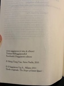 La forma dello spazio profondo. La teoria delle stringhe e la geometria delle dimensioni nascoste dell'Universo