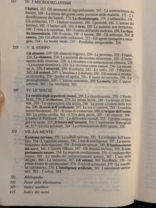 Il Libro Di Biologia