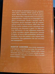 Come buttarsi dalla teoria di Hanoi. Rompicapi, giochi e paradossi matematici.