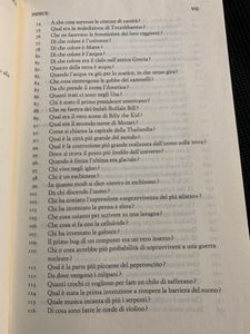 Il libro dell'ignoranza. Che cosa è verità e che cosa è semplicemente una panzana? Il libro - gioco che svela le nostre false conoscenze