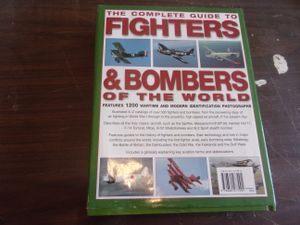The Complete Guide to Fighters & Bombers of the World