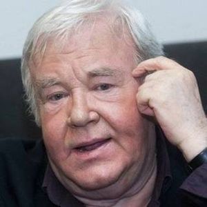 Gálvölgyi János