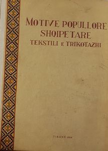 Motive Popullore Shqipetare Tekstili e Trikotazhi