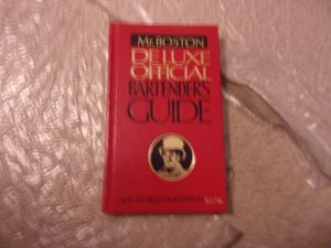 Mr. Boston Deluxe Official Bartender's Guide