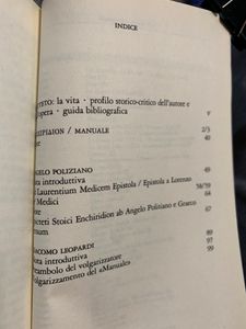 Manuale. Con la versione latina di Angelo Poliziano e la volgarizzazione di Giacomo Leopardi