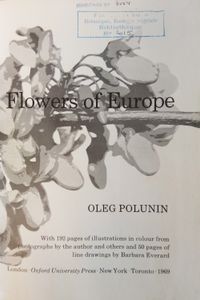 Flowers of Europe. A Field Guide.