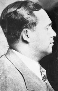 Thomas "Three Finger Brown" Lucchese