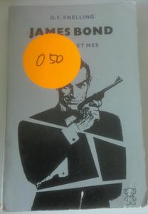 James Bond Onder Het Mes