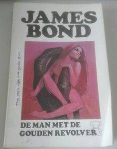 James Bond - De Man Met De Gouden Revolver