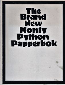 The Brand New Monty Python Papperbok