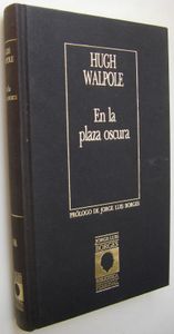 En La Plaza Oscura