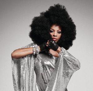 Barbara Tucker